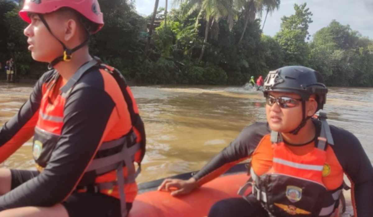 2 Bocah Perempuan Terseret Arus, Tim Rescue Basarnas Sisir Sungai Enim