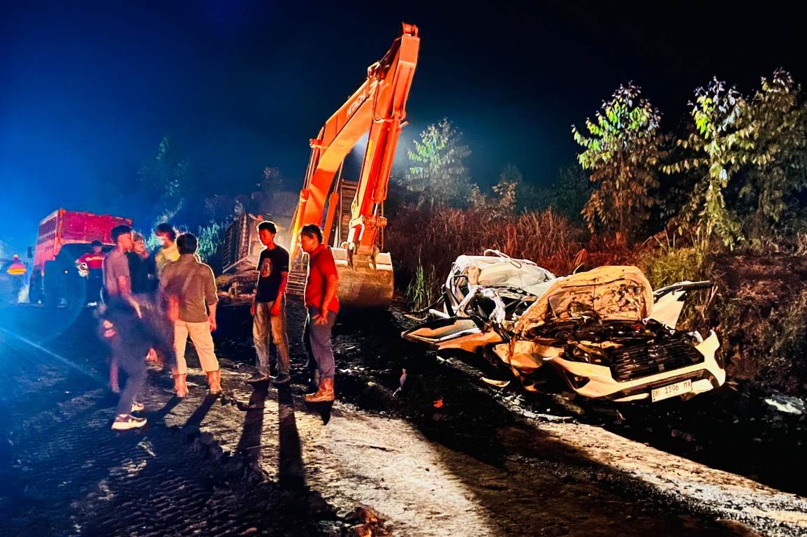 Kronologi Dump Truk di Muba Timpa Kijang Innova sampai Ringsek, 2 Penumpang Tewas Ditempat