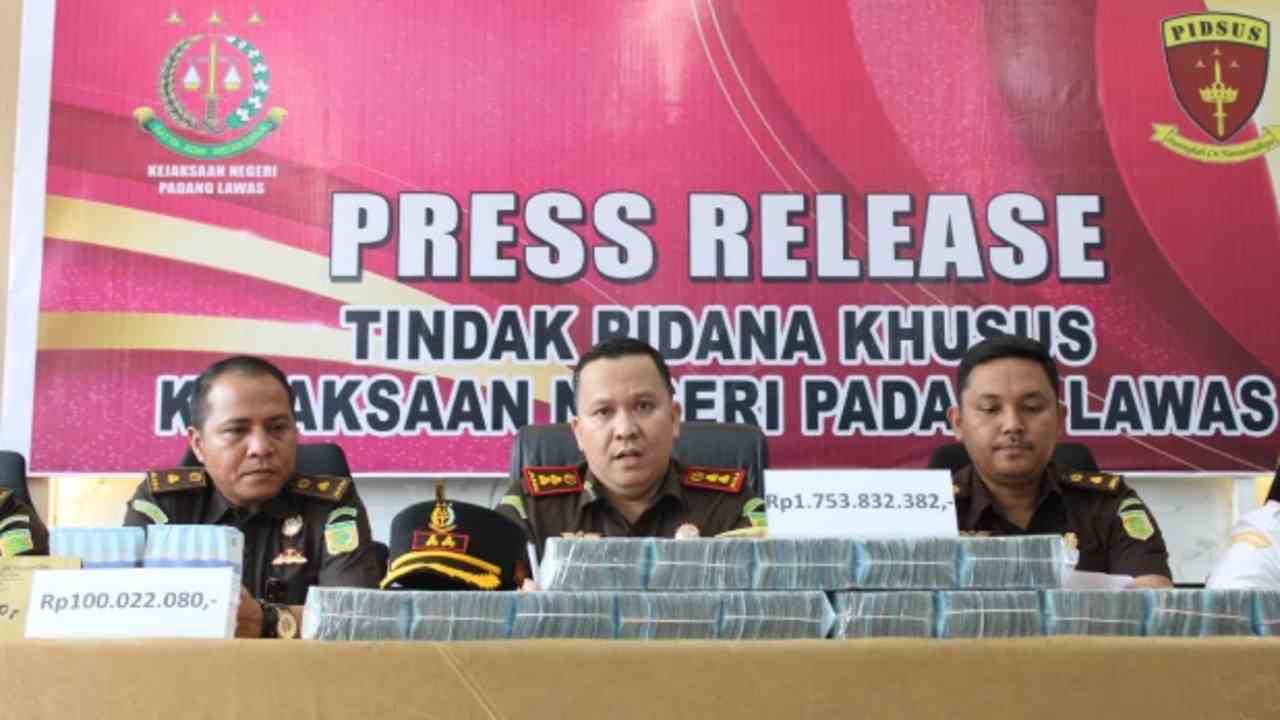 Dugaan Korupsi Dana Sawit Rakyat, 2 Tersangka Resmi Ditetapkan