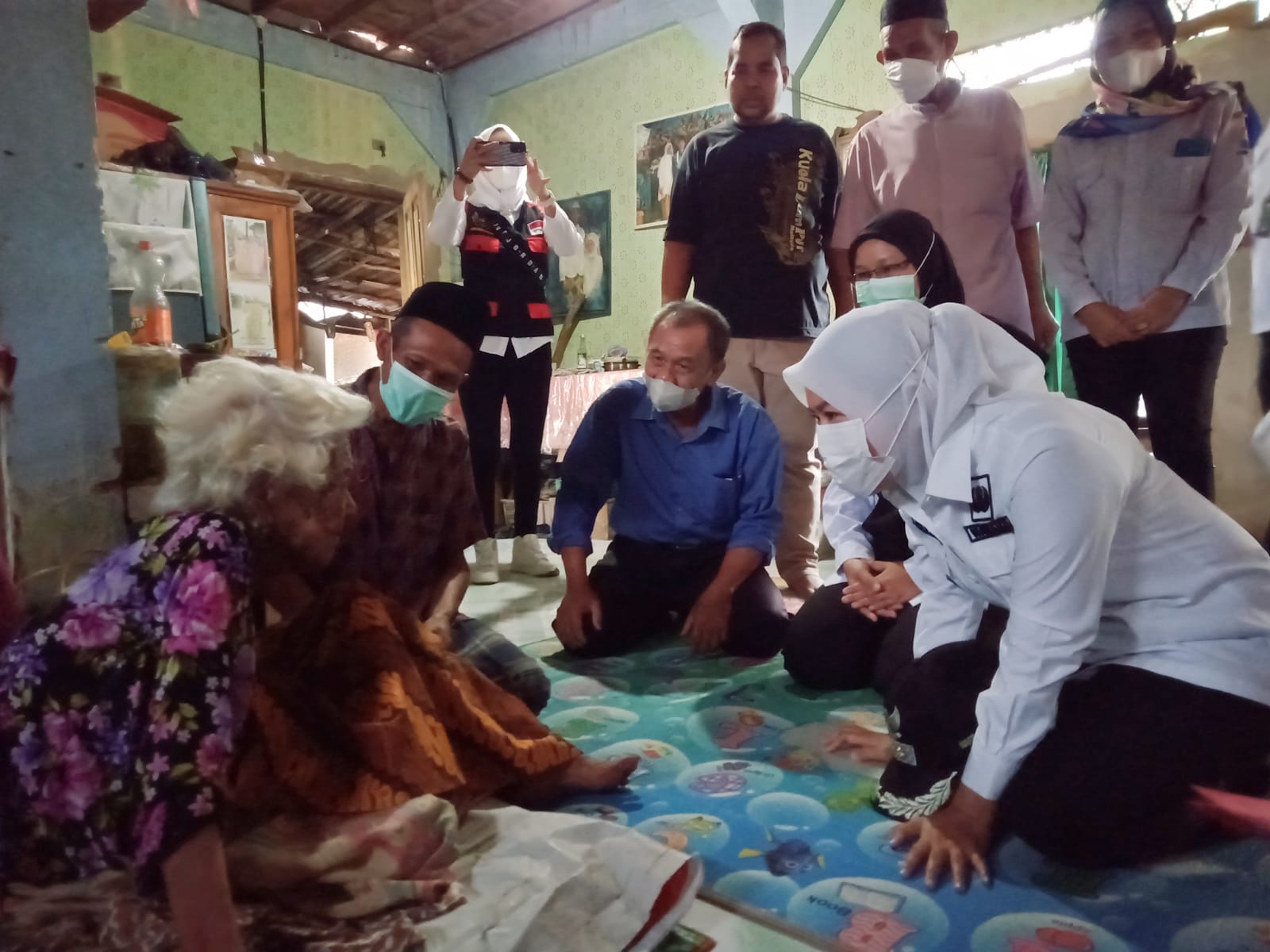 Nenek Siti Kini Berusia 130 Tahun, Kondisinya Sakit
