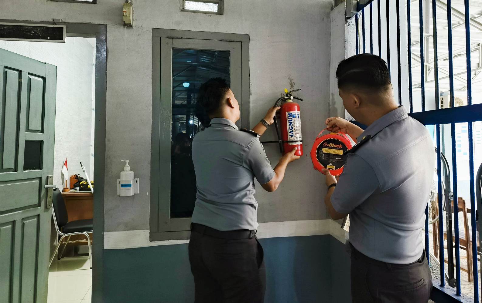 Langkah Preventif Risiko Kebakaran, Lapas Sekayu Lakukan Pegecekan APAR