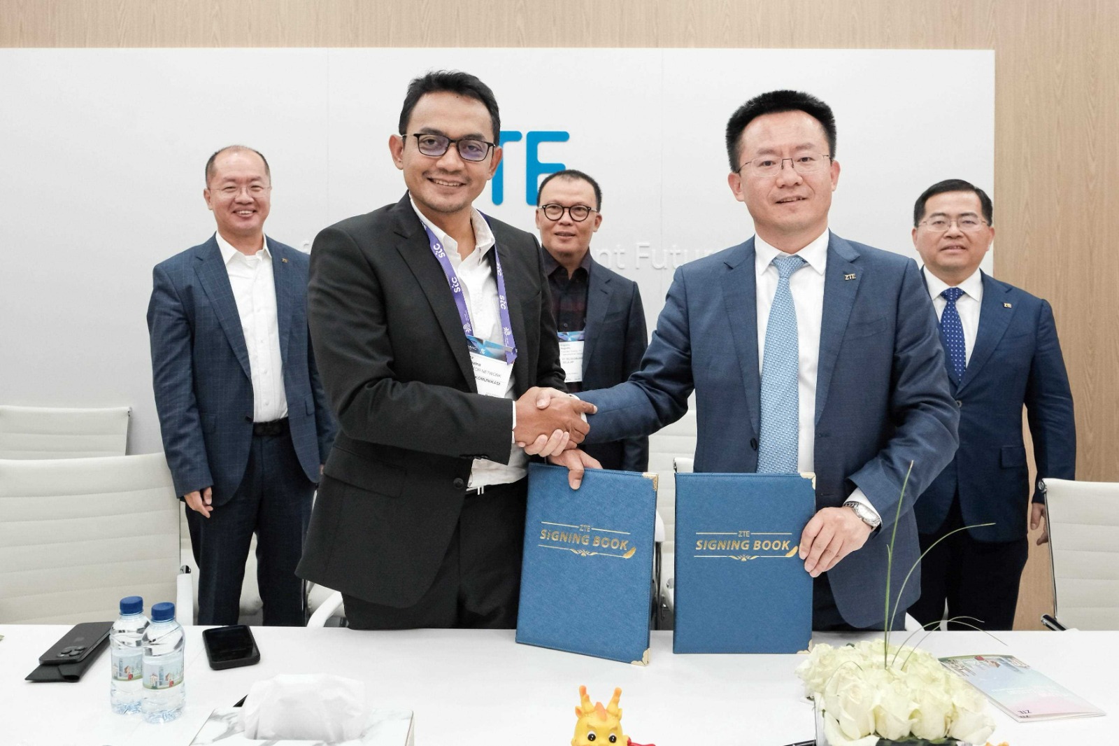 Telkomsel Hyper AI Terapkan Teknologi Self-Adaptive Feedback Terbaru Bersama ZTE 