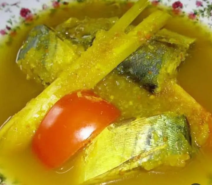 COBAIN DEH! Makanan Khas Palembang Bercita Rasa Enak dan Memiliki Ciri Khas Berkuah Kuning