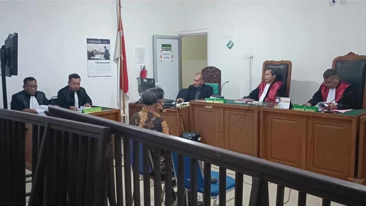 Tersandung Dugaan Korupsi Batik Perangkat Desa, Eks Plt Kadis PMD Sumsel Dituntut 18 Bulan Penjara