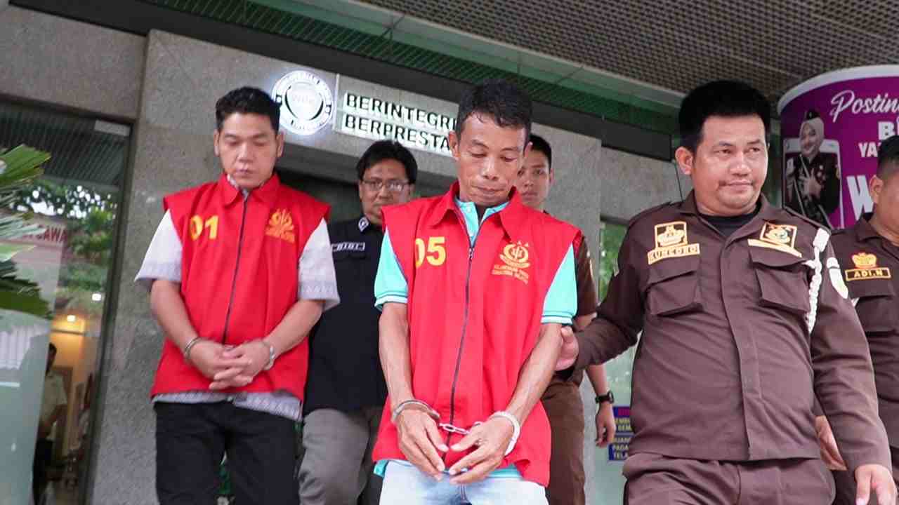 2 Tersangka OTT di Lahat Resmi Ditahan di Rutan Pakjo Palembang