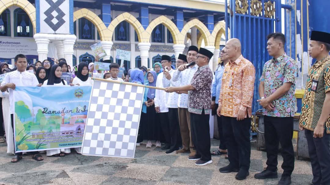 Peserta Pawai Dalam Rangkaian Menyambut Bulan Suci Ramadhan 1446 H