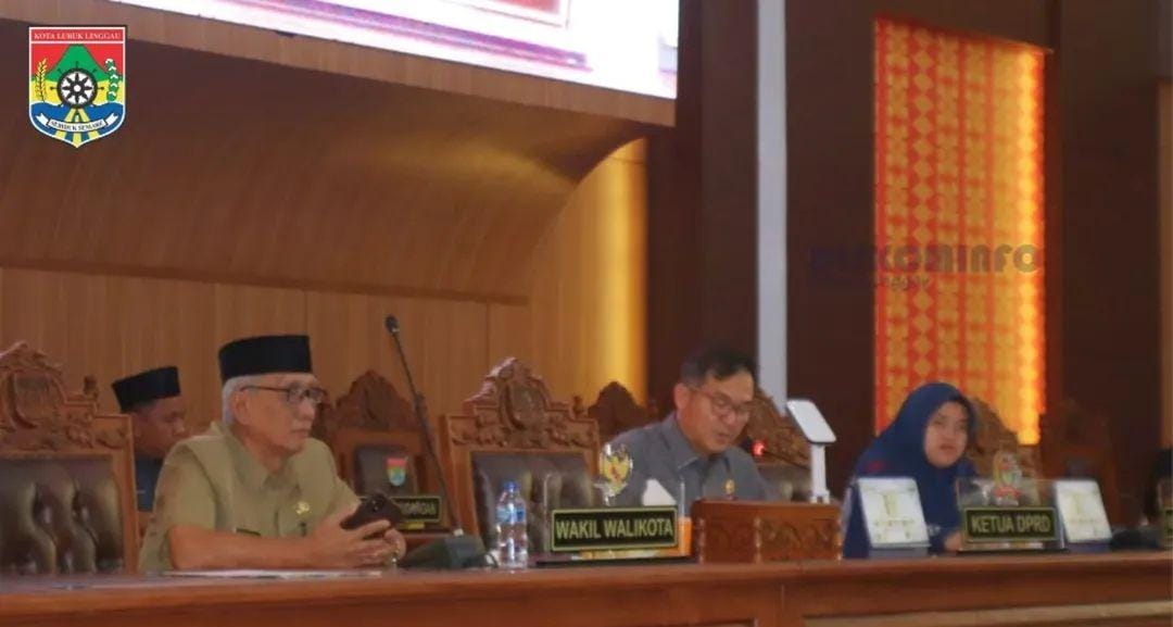 Wakil Wali Kota Sampaikan Jawaban Eksekutif atas Pandangan Fraksi DPRD