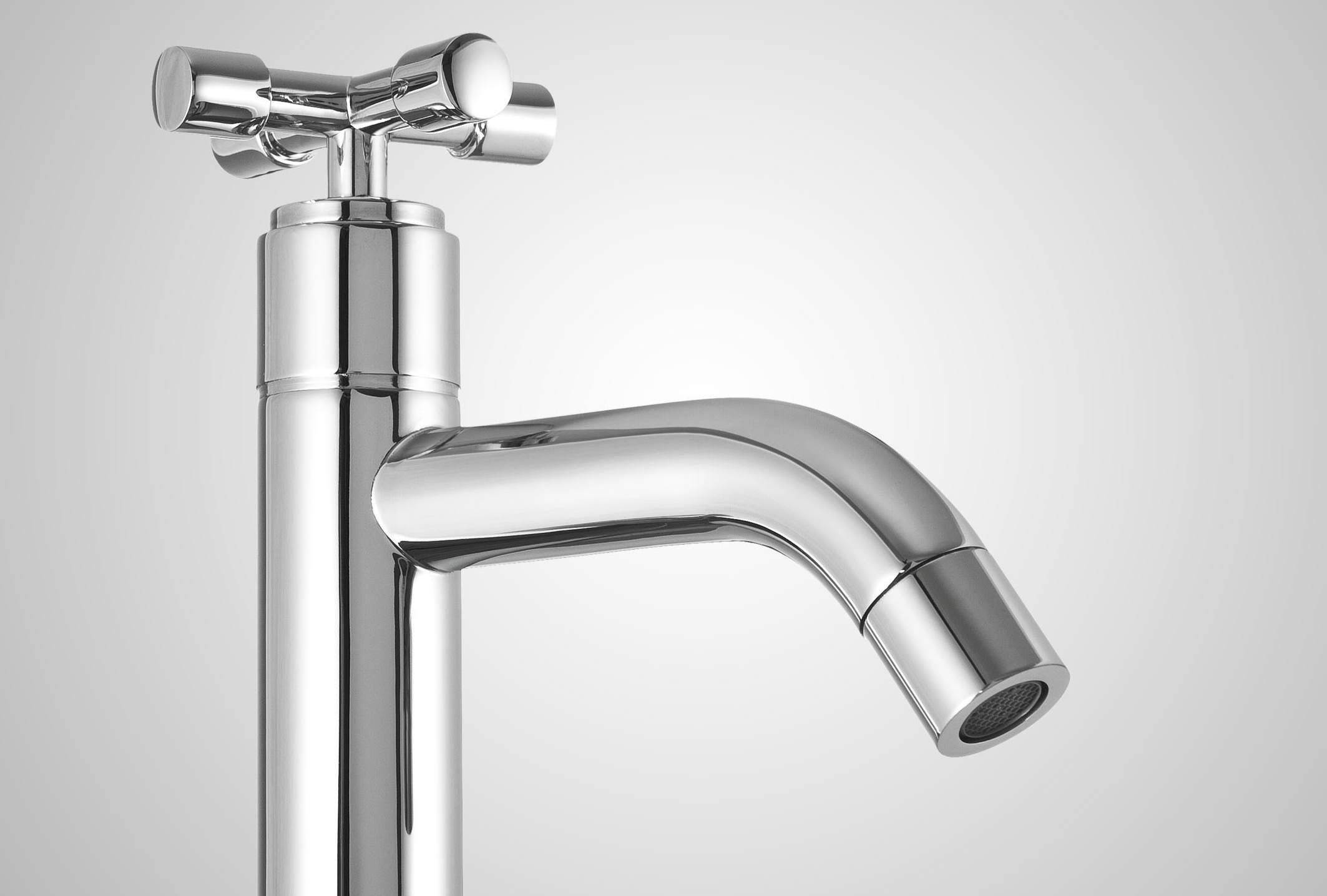 Warga Kayuara Keluhkan 4 Hari Air PDAM Tirta Randik 