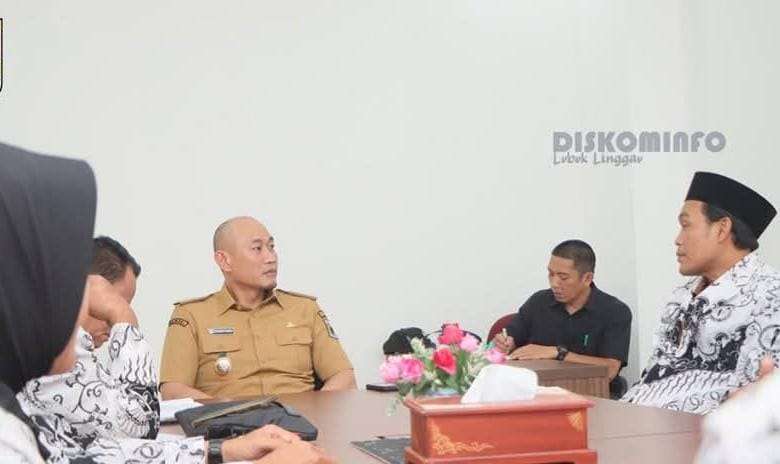 Wali Kota H Rachmat Hidayat Terima Audiensi PGRI Lubuk Linggau