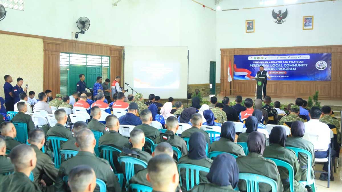 Tantang 100 Pemuda di Markas Yonzipur 2, Gubernur Sumsel Sodorkan Program Rahasia 'Sultan Muda' untuk Mandiri