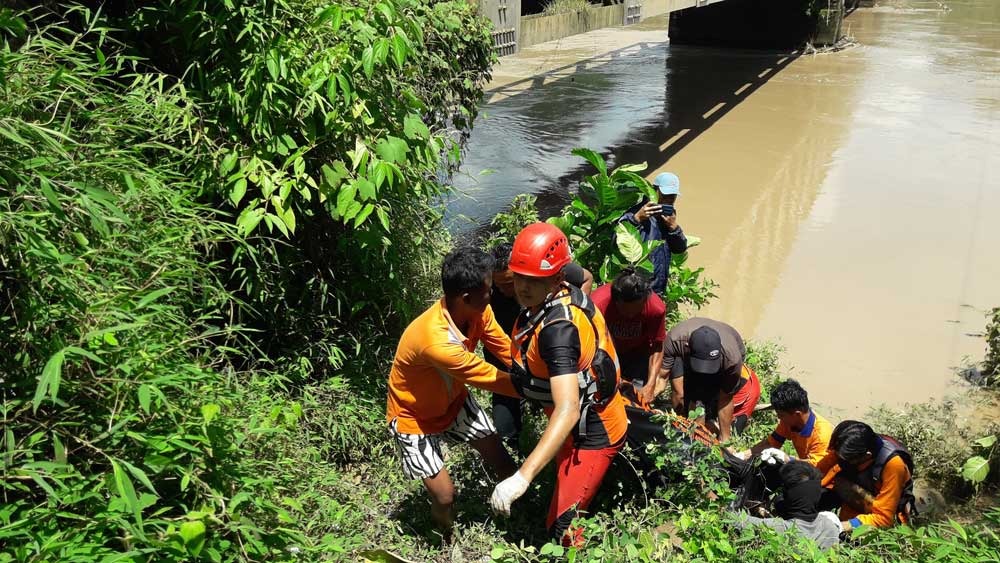 Kakek Pencari Batu Ditemukan Tim SAR Gabungan, Hanyut di Sungai Lematang Sejauh 60 Km