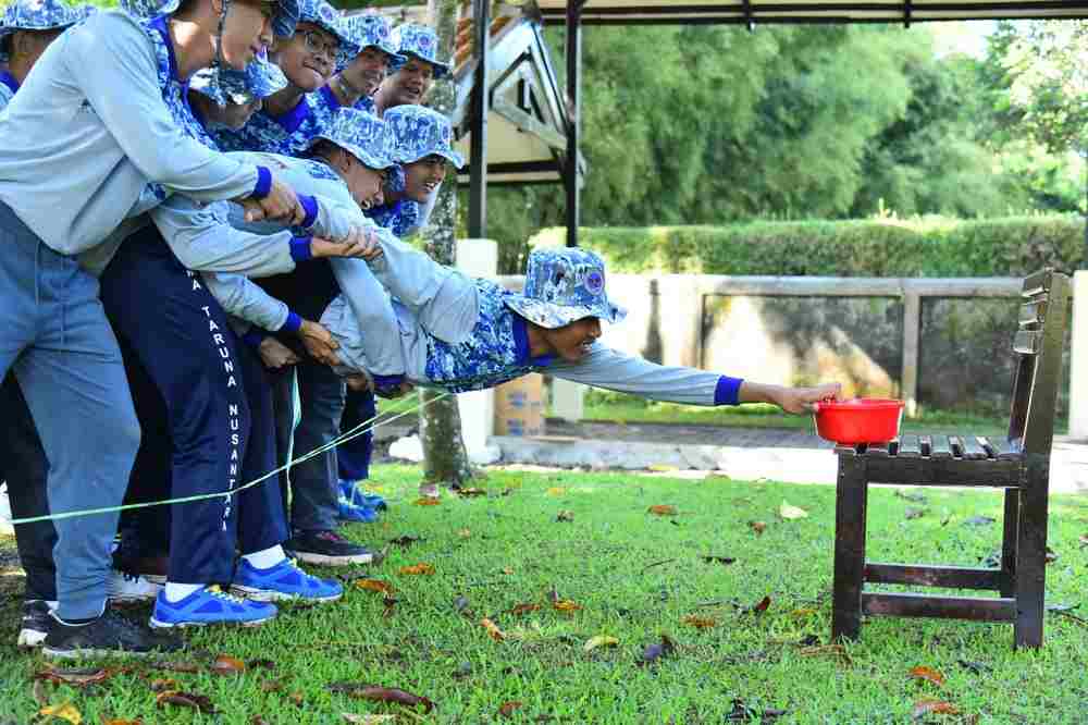 Pusdiklat Bela Negara Badiklat Kemhan RI Latih Ketrampilan Bela Negara OSIS SMA Se-  Jateng