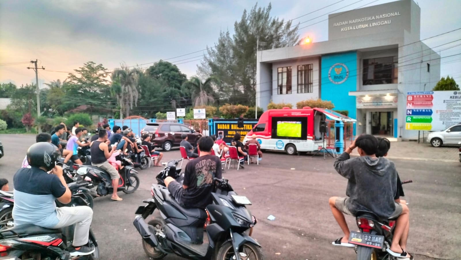 Tunjukkan Jiwa Nasionalisme, BNN Kota Lubuk Linggau Gelar Nobar Indonesia VS Jepang