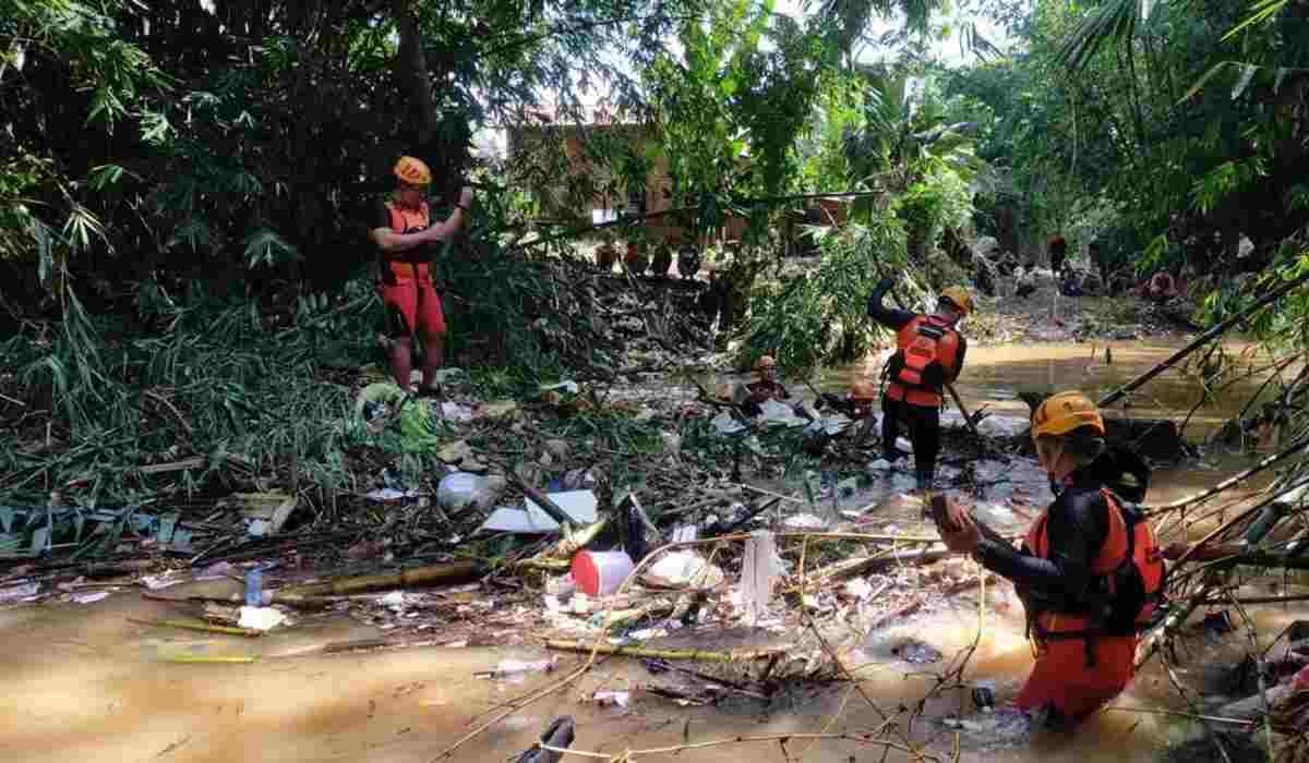 Balita Tenggelam di Anak Sungai Kelingi Lubuklinggau, Basarnas Palembang Lakukan Ini