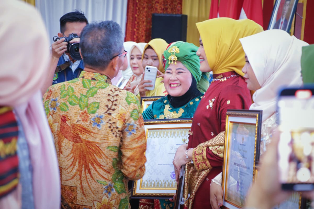 Sosok Wanita Ini Raih Penghargaan SIAP Bidang Sosbud di Peringatan Hari Kartini