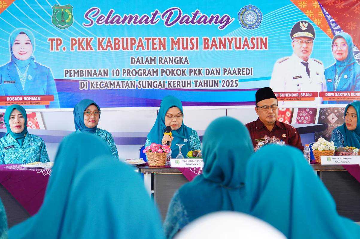 Kunker ke Sungai Keruh, Istri Wabup Muba Beri Pembinaan Tentang 10 Program Pokok PKK