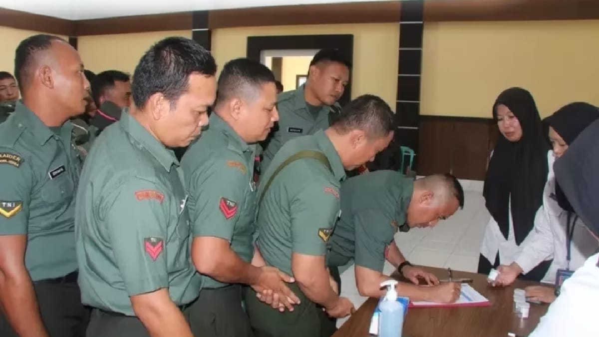 BNNK Lubuklinggau Adakan Penyuluhan dan Tes Narkoba Bagi Anggota TNI Kodim 04/06