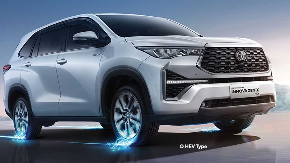Toyota Innova Zenix Hybrid Tipe Tertinggi: Mobil Ramah Lingkungan dan Bertenaga di Jalan Raya, Harganya?