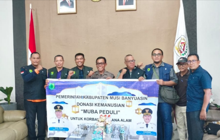 Bupati Tapanuli Tengah dan Selatan Menerima Langsung Bantuan Donasi Warga Muba