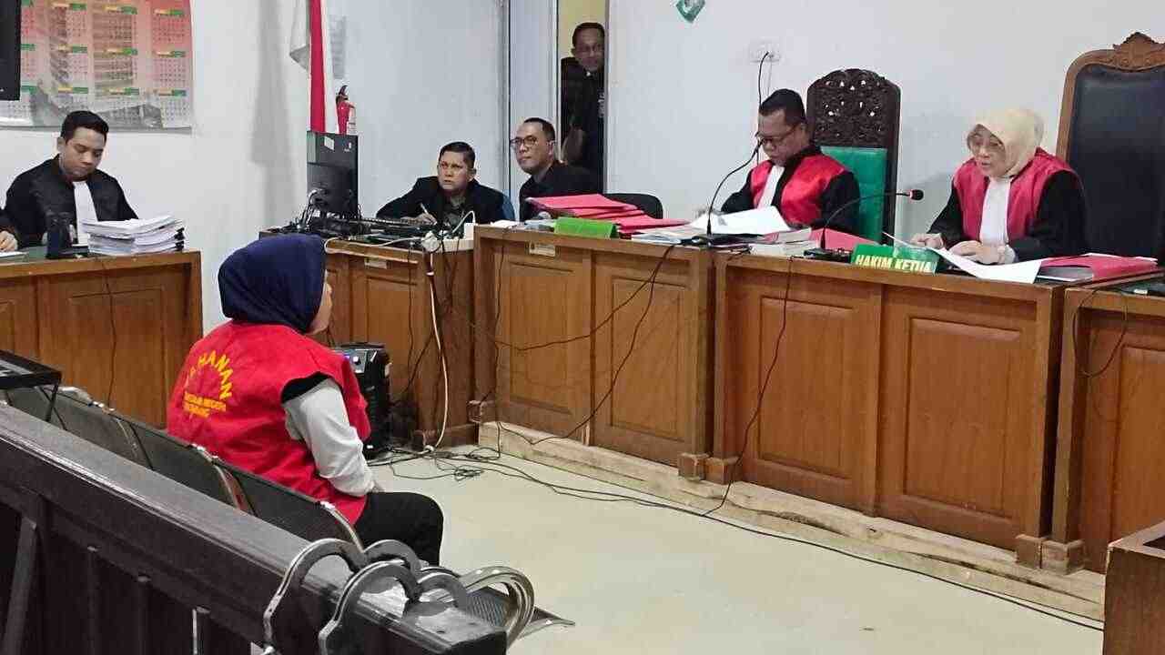 Leni Marlina Divonis 7 Tahun Penjara atas Kasus Narkotika di Palembang