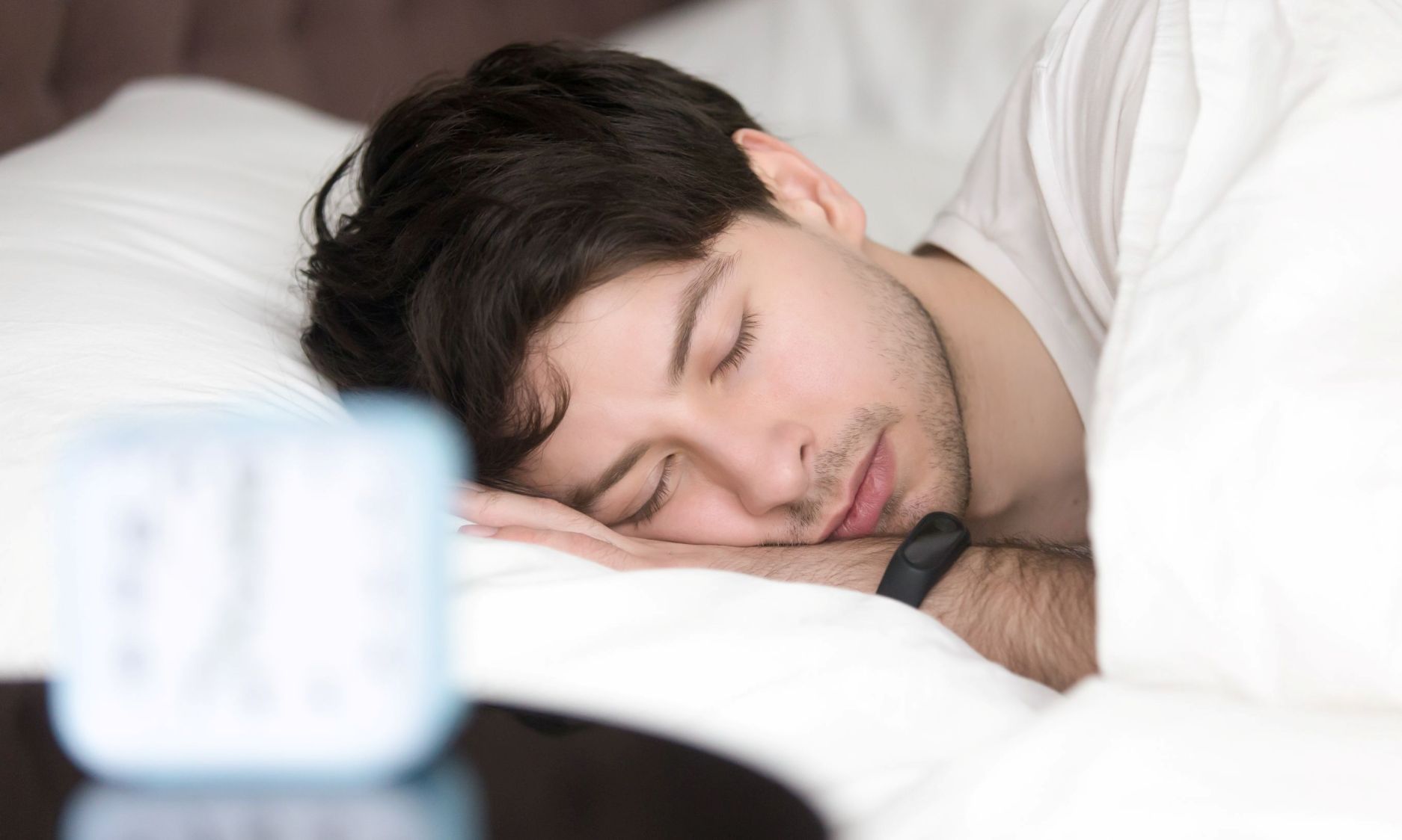 Tiba-Tiba Menangis Saat Tidur, Kok Bisa? Ini Penyebabnya