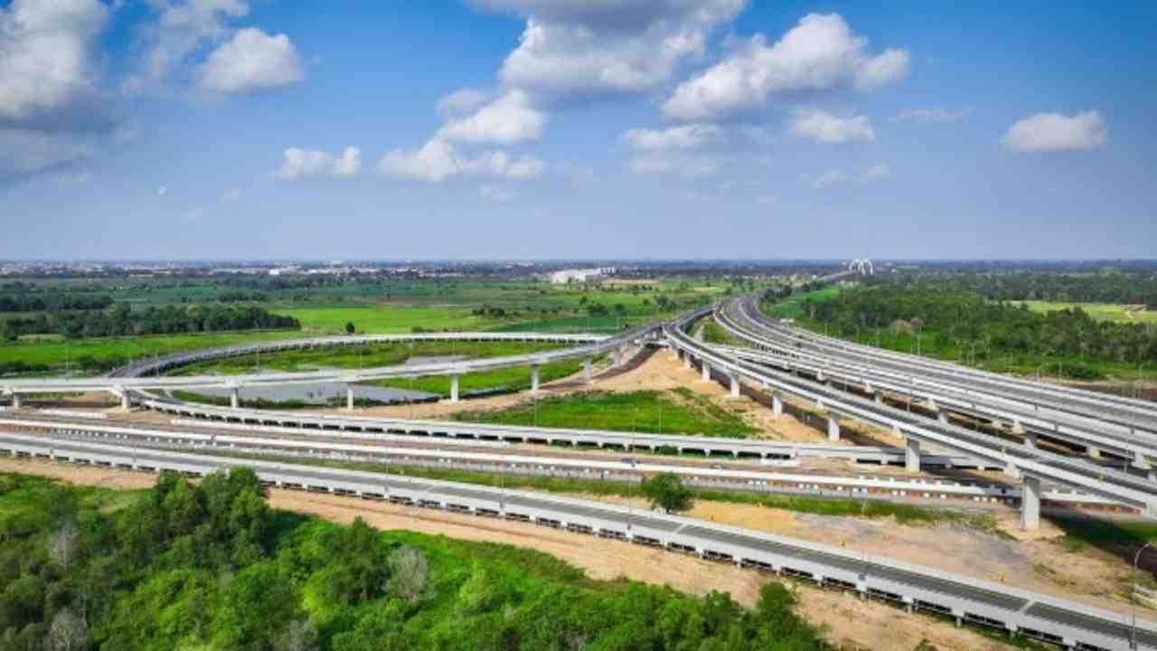 HK Operasikan 4 Tol Utama, Konektivitas di Sumbagsel Makin Lancar!