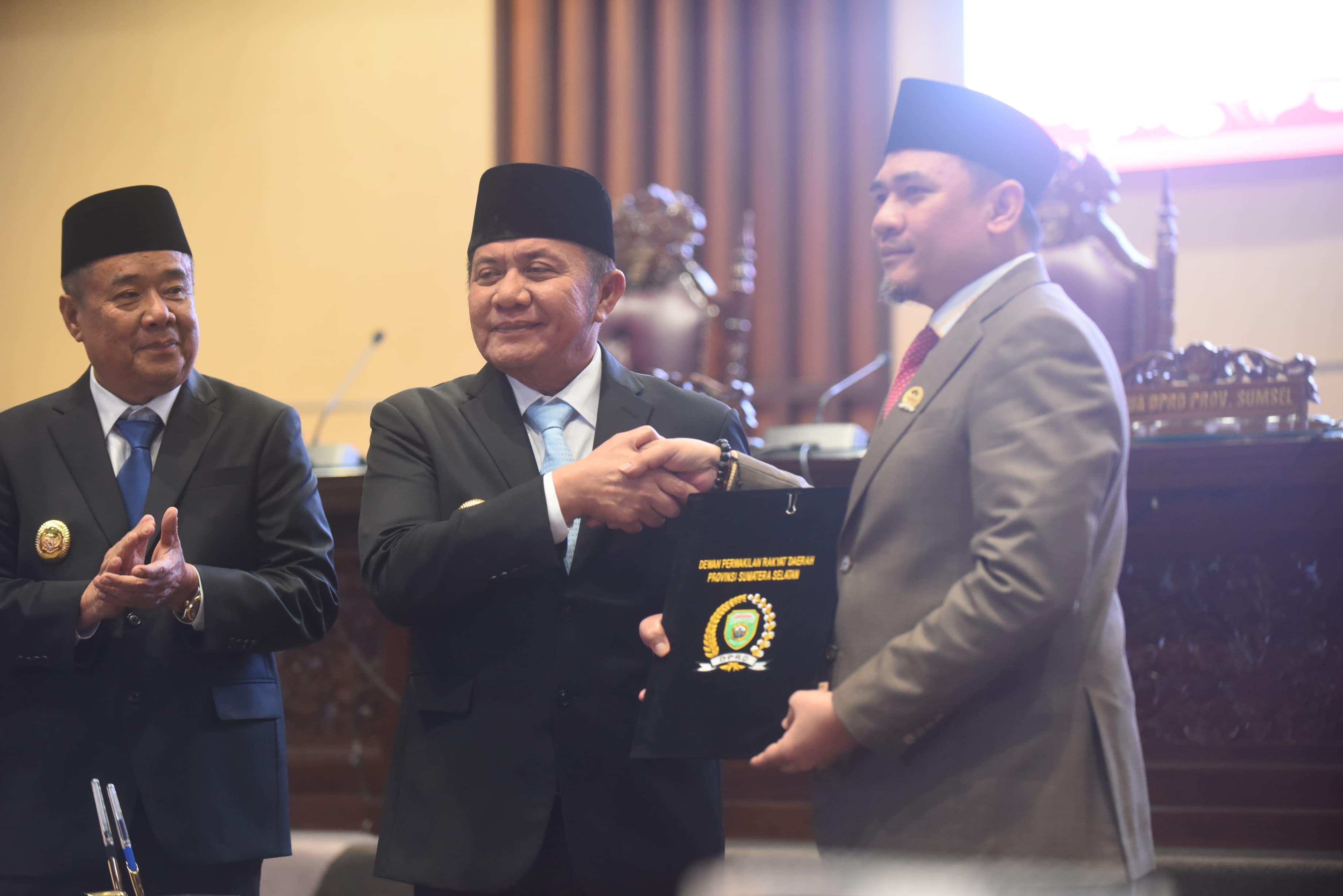 Laporkan LKPJ, Herman Deru Sebut Pertumbuhan Ekonomi Sumsel Lampaui Nasional