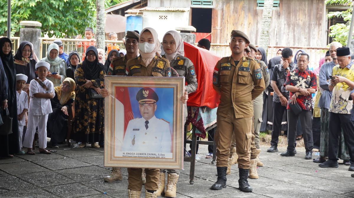 Mantan Wakil Bupati OKI H Engga Dewata Tutup Usia, Pemkab Lepas Secara Kedinasan