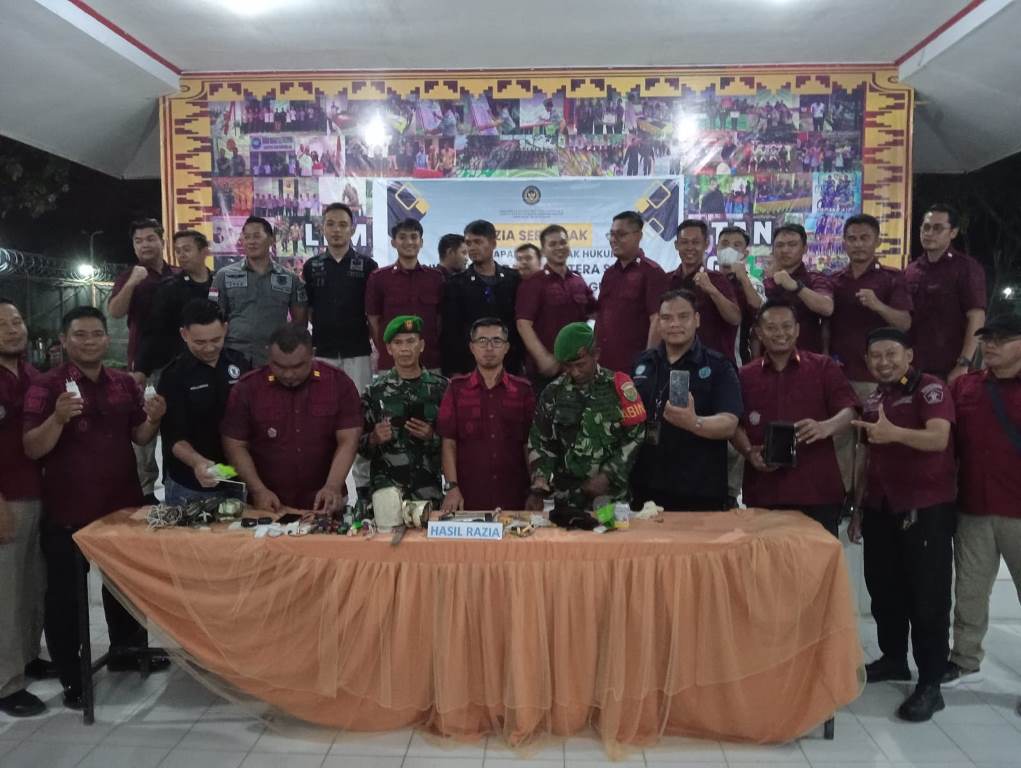 Razia di Lapas Kelas IIB Kayuagung, Kalapas Syaikoni Temukan Barang Barang Terlarang