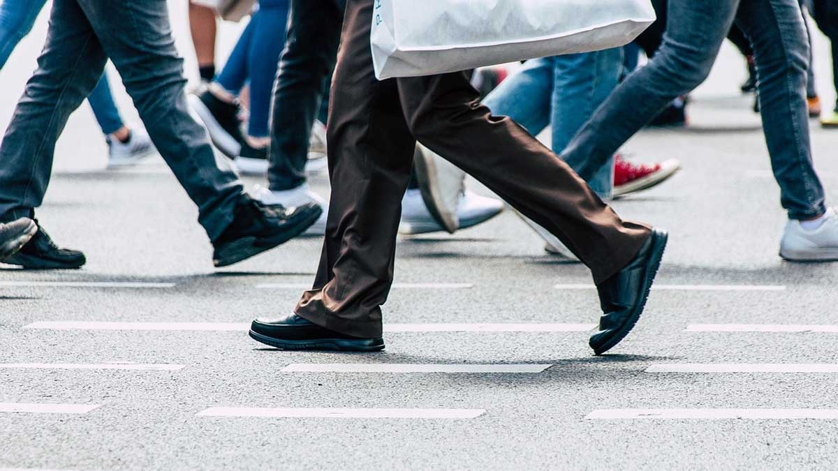 Rutin Jalan Kaki 10.000 Langkah Tiap Hari, Ini Efeknya bagi Tubuh