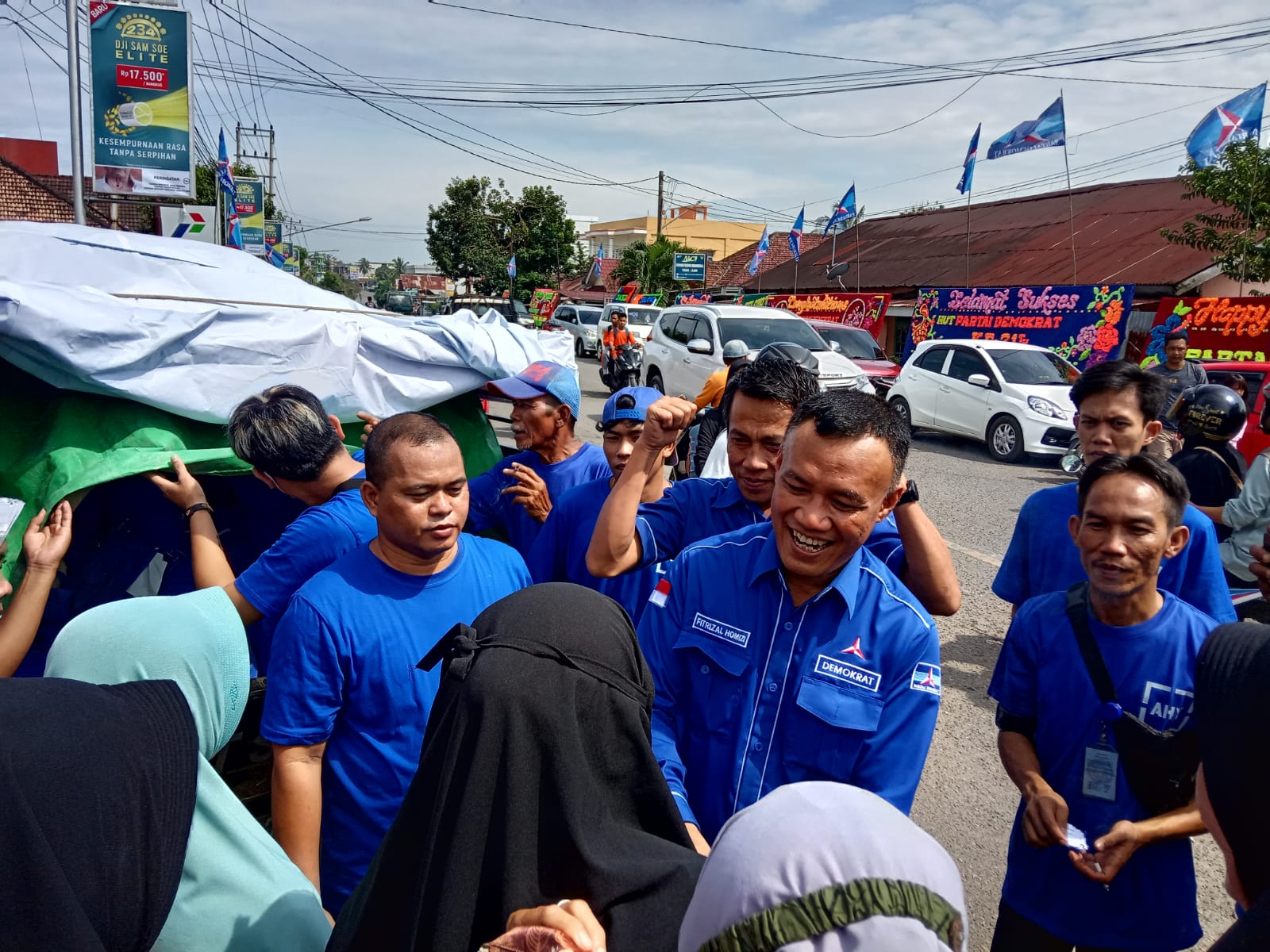 HUT ke 21, DPC Demokrat Lahat Gelar Berbagai Baksos Wujud Bakti Kepada Rakyat