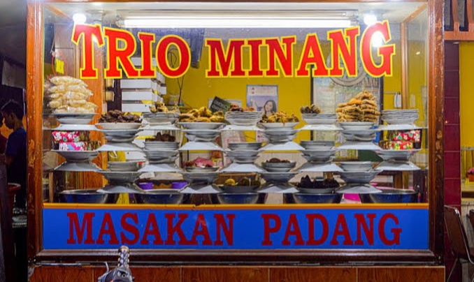 Rekomendasi 7 Tempat Makan Masakan Padang Terbaik di Kota Palembang, No 5 dan 6 Ga Diragukan Lagi