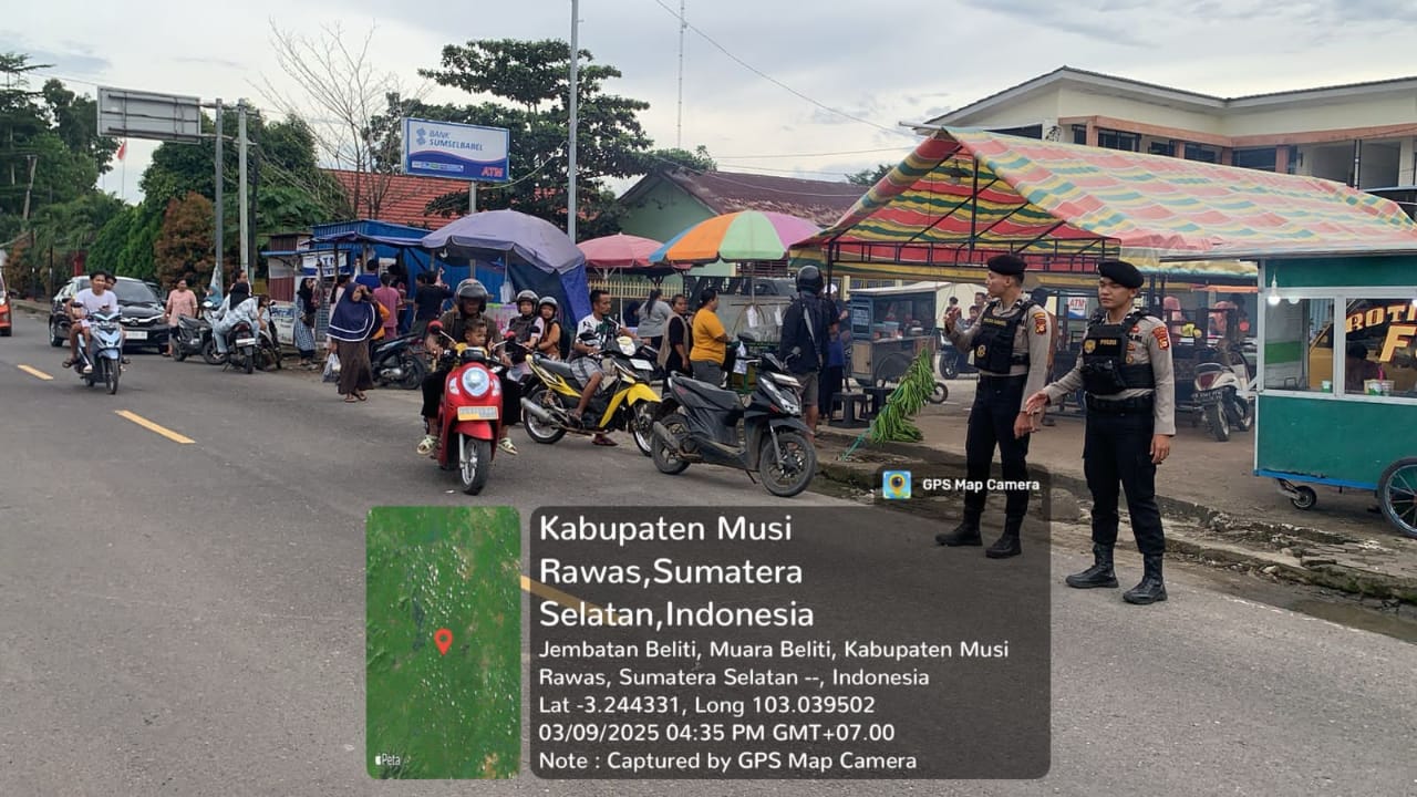 Polres Musi Rawas Siagakan Personel di Pasar Kaget Kecamatan Muara Beliti