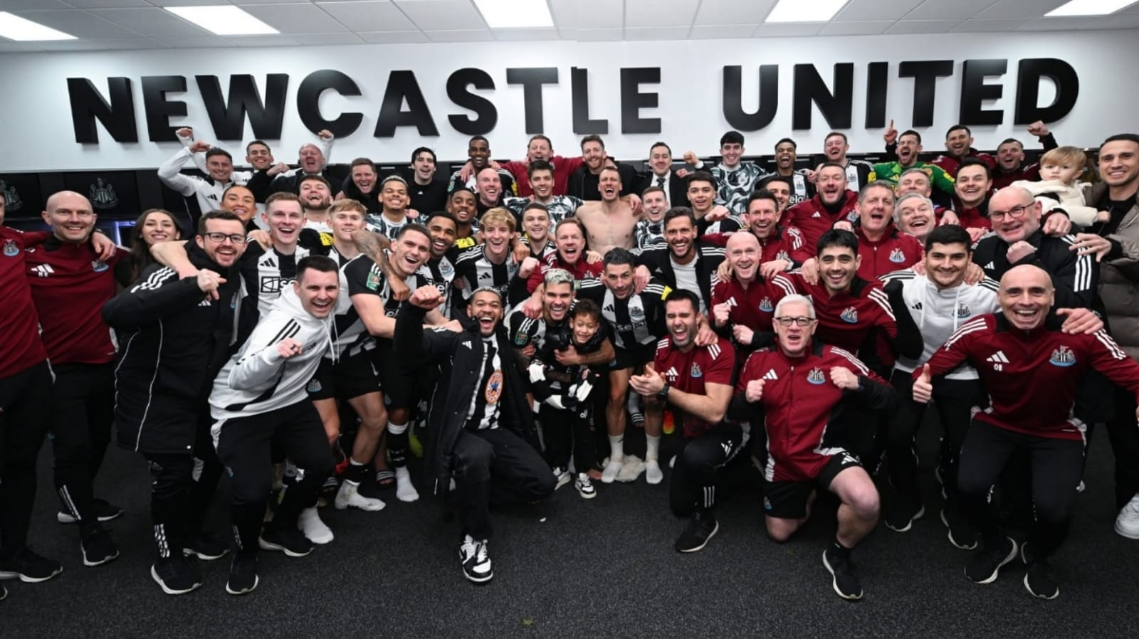 Newcastle United 2-0 Arsenal, Murphy dan Gordon Memimpin Skuad Menuju Final EFL di Wembley