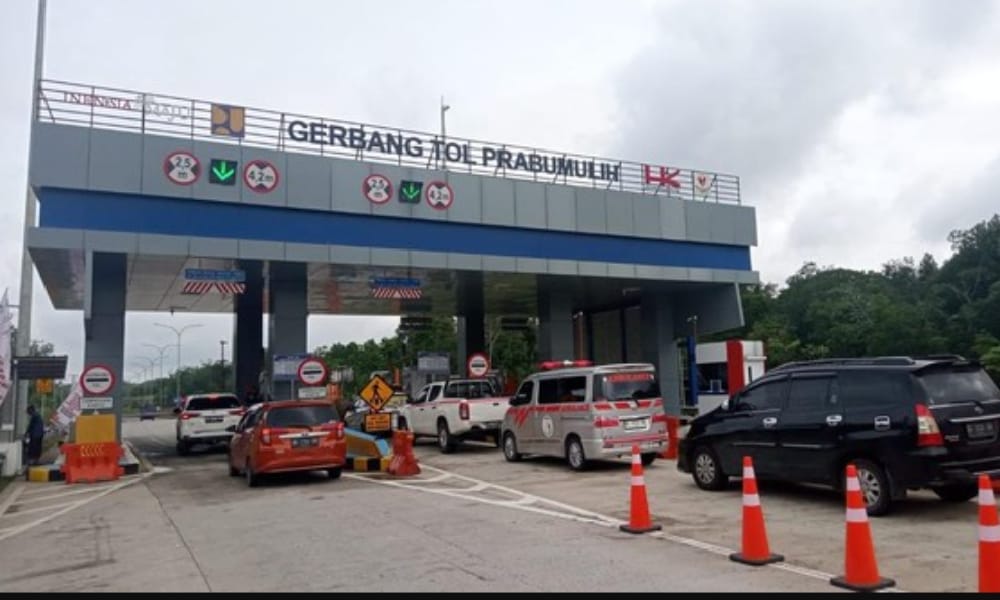 Libur Nataru Tiba, Total 220.342 Kendaraan Tercatat Masuk di Tol Trans