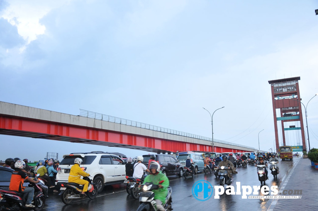 Prakiraan Cuaca Hari Ini Jumat 5 Mei 2023: Kota Palembang Diprediksi Mengalami Hujan Petir di Siang Hari