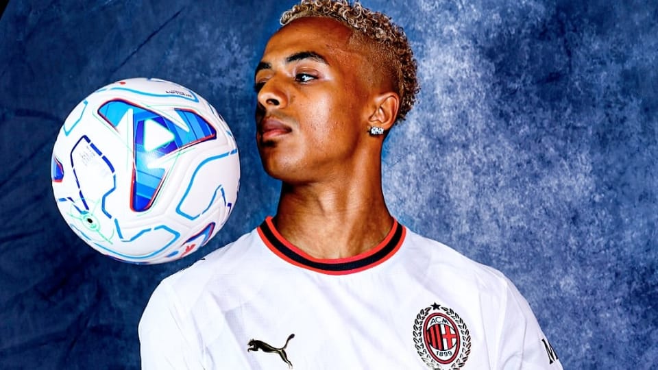Milan Datangkan Penyerang Baru Status Pinjaman Opsi Pembelian Permanen Seharga €50 juta dari Nottingham Forest