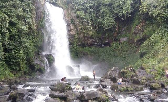 7 Tempat Wisata Air Terjun di Sumsel yang Asri dan Sejuk, Cocok untuk yang Ingin Healing