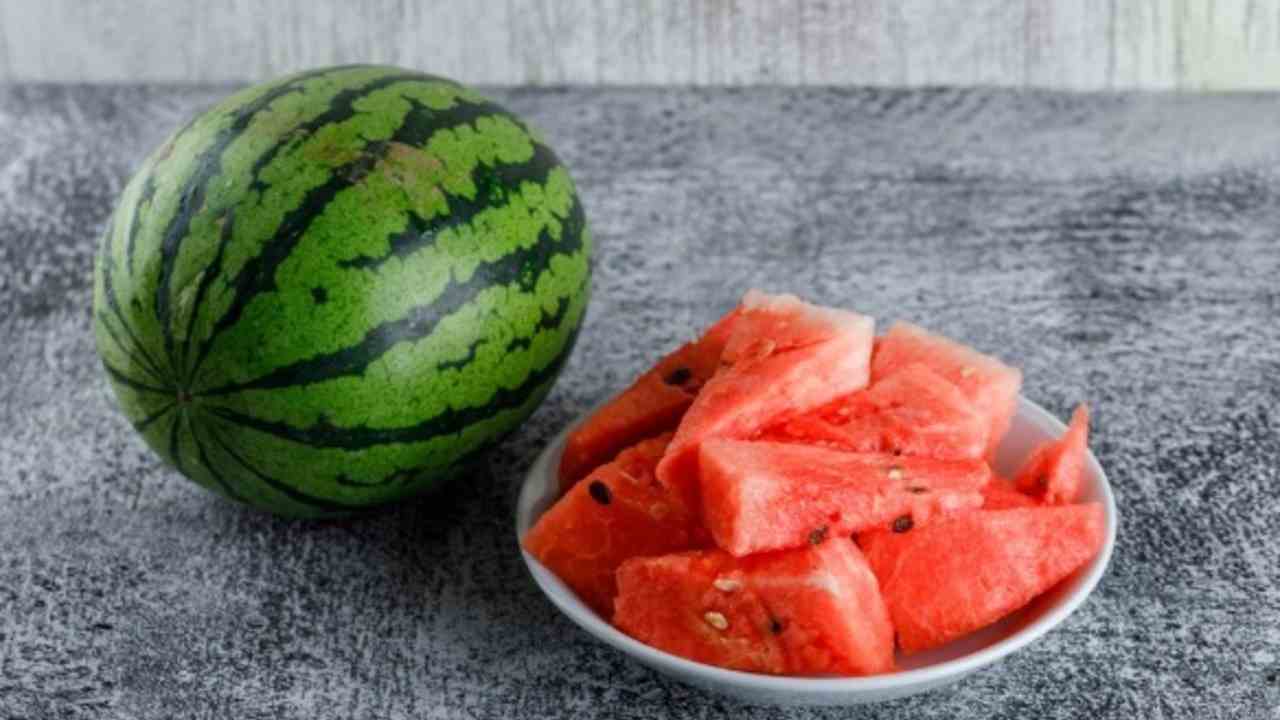 Bukan Cuma Kurma! Ini 20 Buah Segar Penuh Khasiat yang Cocok untuk Menu Berbuka Puasa