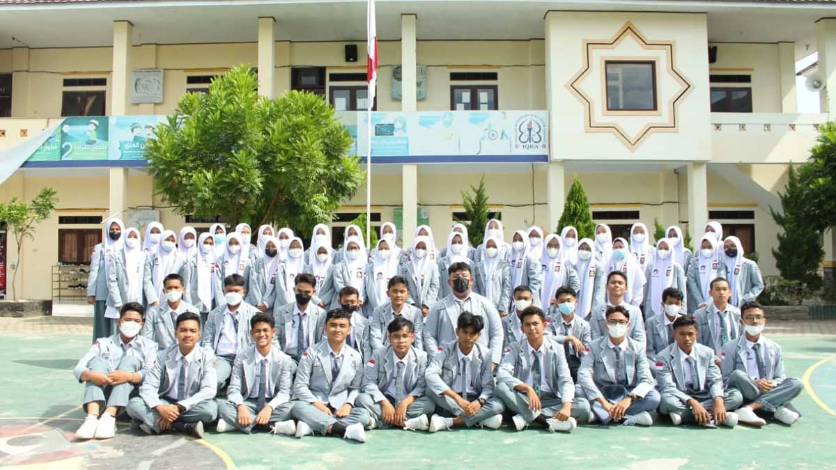 Borong Prestasi! Daftar 20 Sekolah Paling 'Gacor' di Bengkulu, Sekolah Asrama Mendominasi