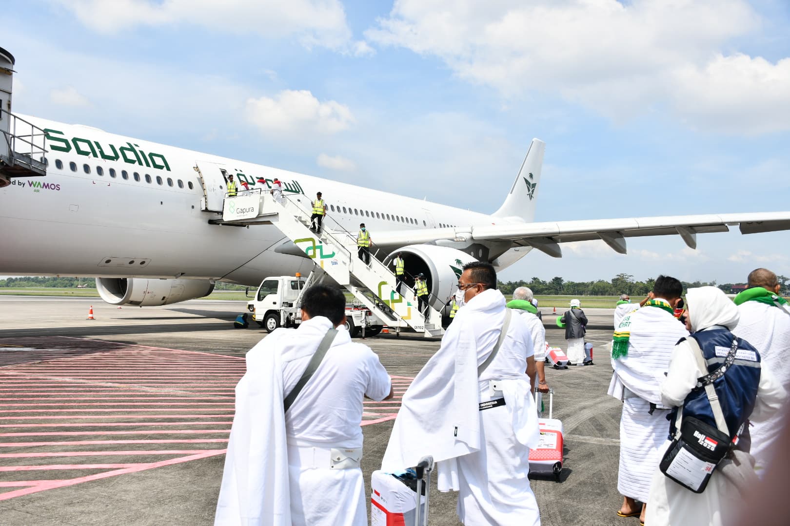 Info Haji 2025: 368 Jemaah Kloter 18 Embarkasi Palembang Berangkat Menuju Jeddah, Tersisa 4 Kloter Lagi