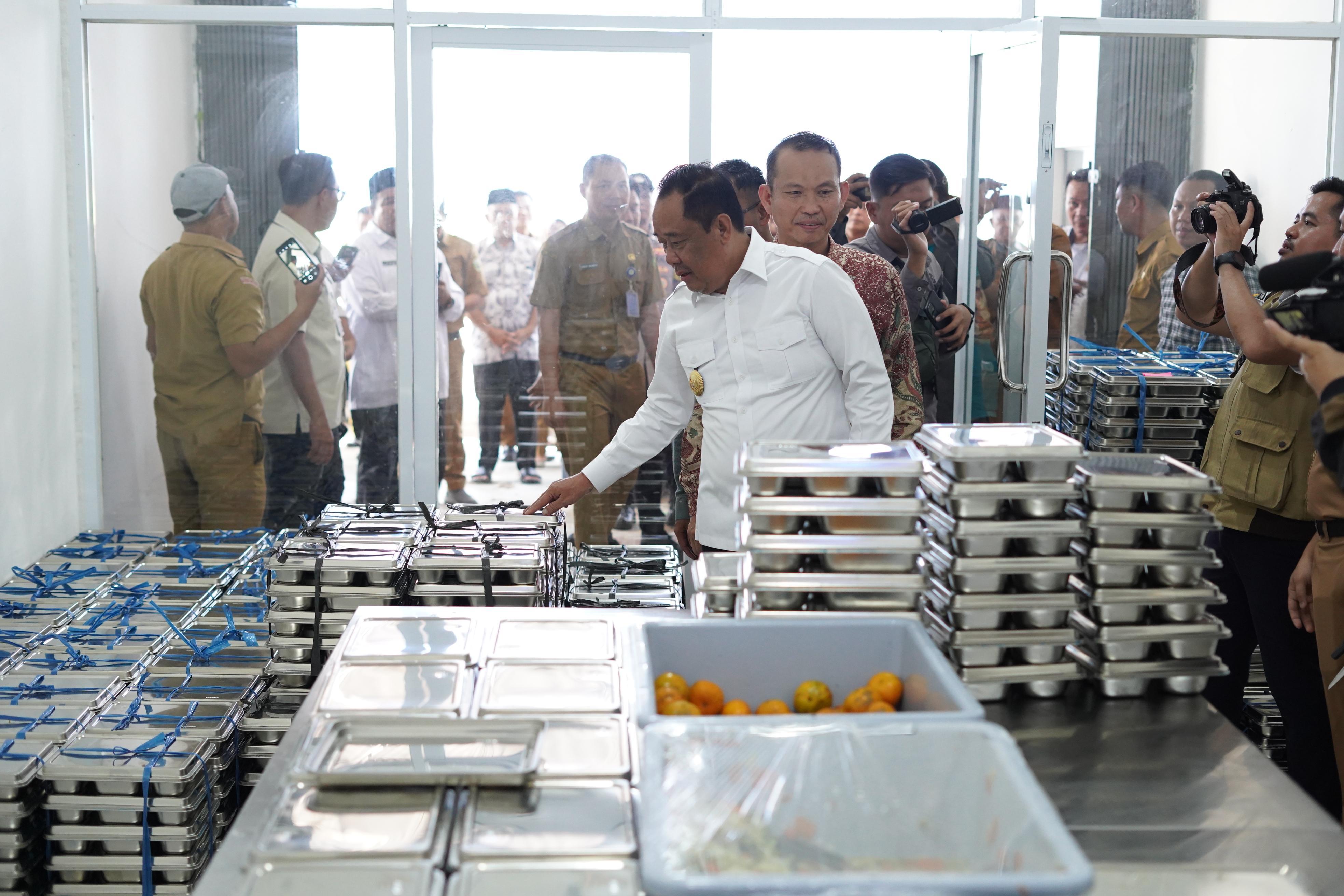 Wagub Cik Ujang Resmikan SPPG Gandus, Tegaskan Komitmen Perangi Stunting di Sumsel