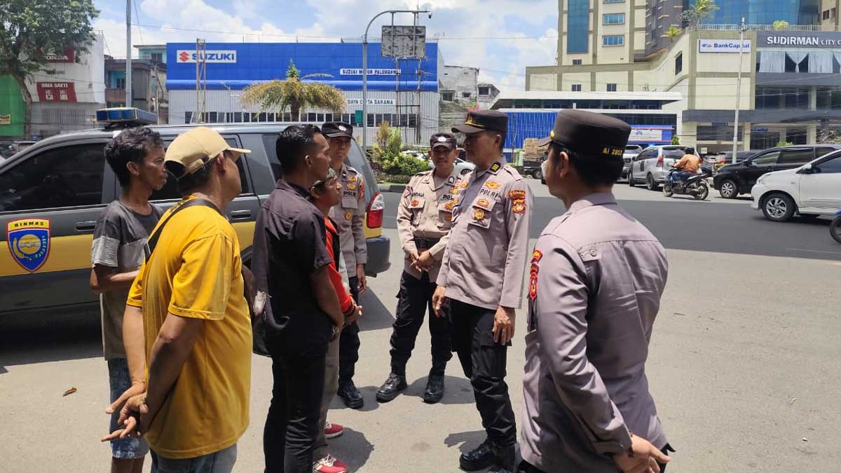 Waspada Copet di Pusat Keramaian! Polda Sumsel Beri Tips Aman Belanja Lebaran di Pasar Cinde dan Megahria