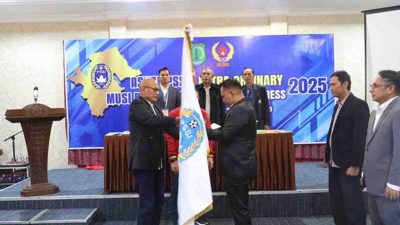 Kongres Luar Biasa Sukses! Karan Karnedi Terpilih Aklamasi sebagai Ketua Askab PSSI Muba     