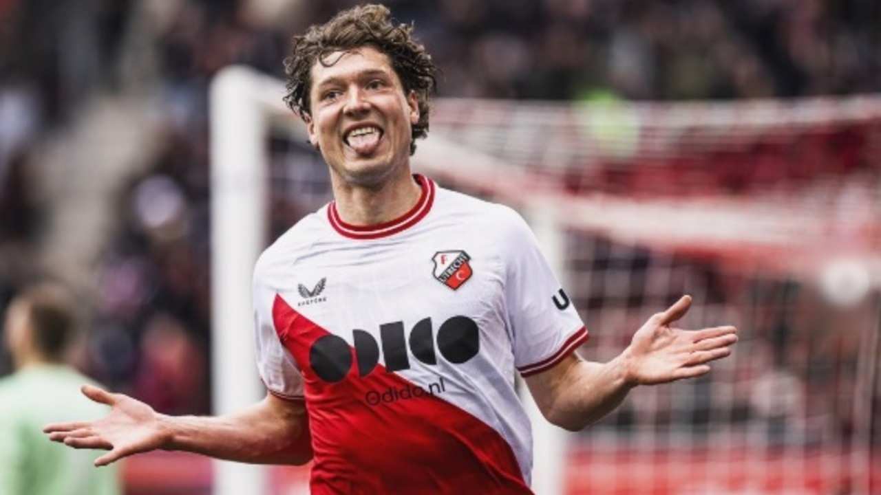 Gantikan Ole Romeny, PSSI Pertimbangkan Striker Penjebol Gawang Manchester United Ini?