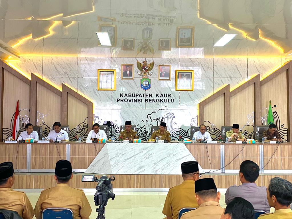 Bupati Kaur Siap Percepat Pembangunan SUTT 150 kV Manna – Bintuhan