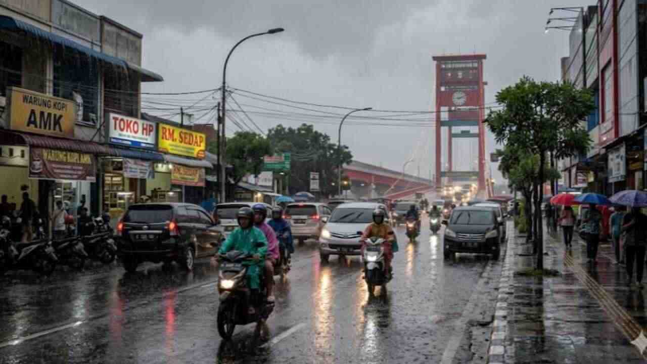 Prakiraan Cuaca Sumsel 14 Maret 2026: Palembang Berpotensi Diguyur Hujan, Daerah Lain Berawan