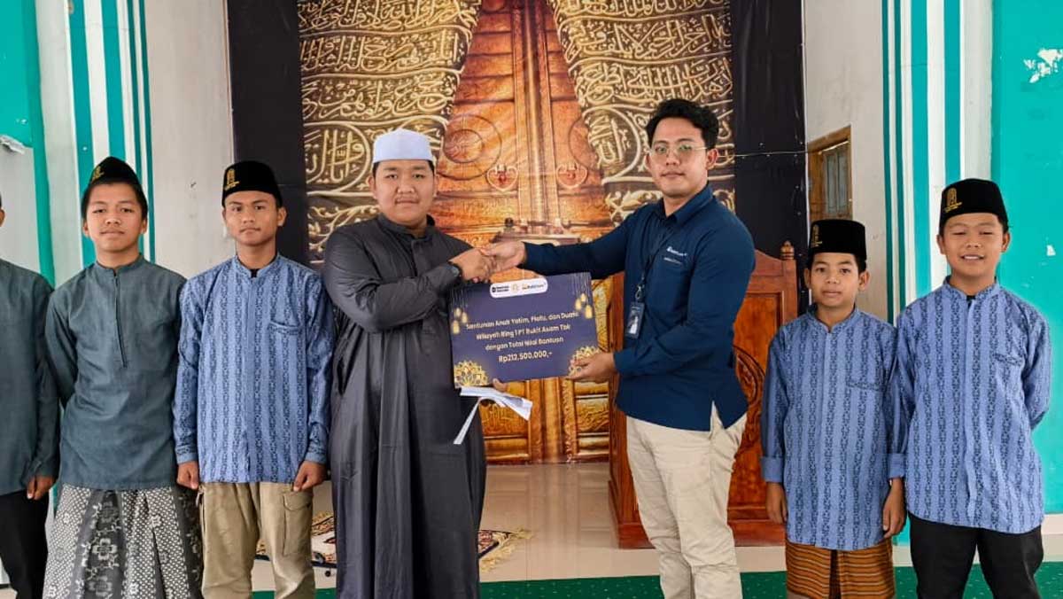 Ramadhan 1447 H, PTBA Berikan Santunan Anak Yatim, Piatu, dan Duafa di Wilayah Ring I