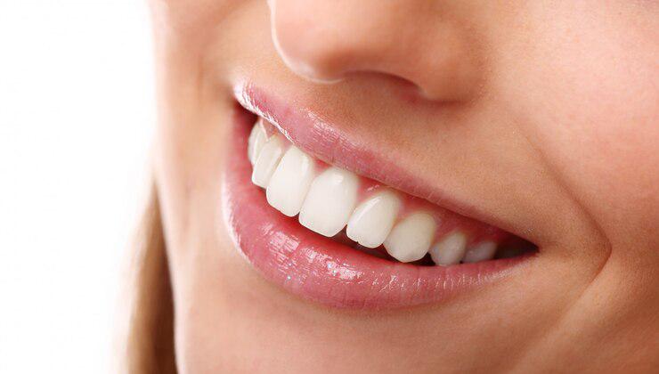 8 Cara Memutihkan Gigi dengan Bahan Alami dan Murah, Efektif Basmi Kotoran Gigi sampai Bersih