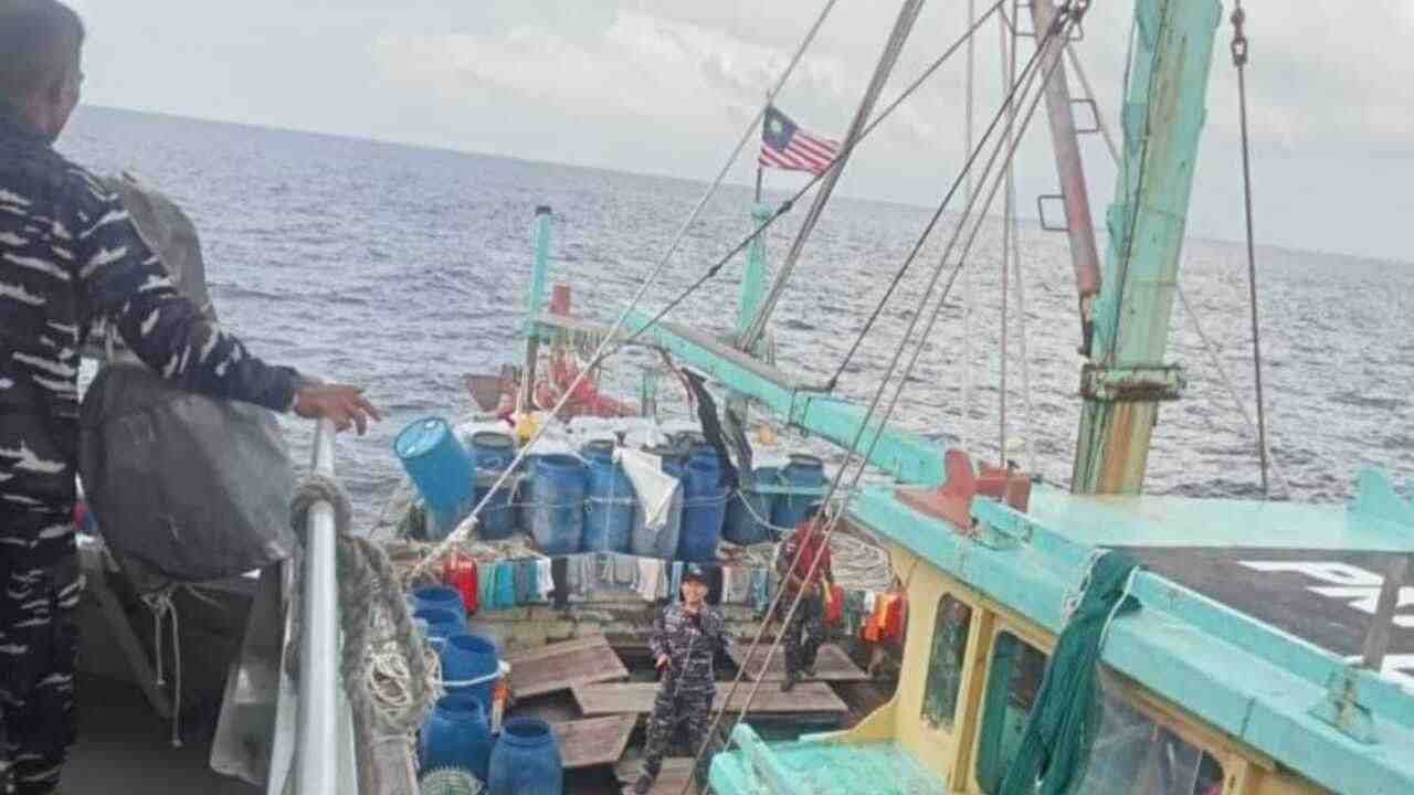 Bak Adegan Film, TNI AL Kejar-kejaran dengan Pukat Harimau Berbendera Malaysia, Ini Hasilnya